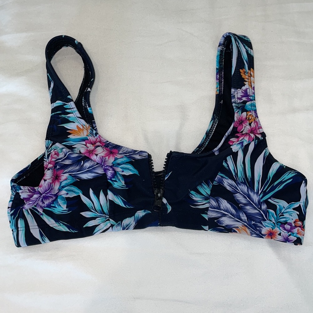 Floral bikini - Picture 6 of 7